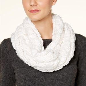 Betsey Johnson Pearly Infinity Scarf